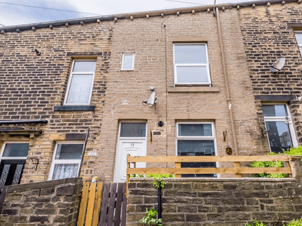FOUR BEDROOM THROUGH TERRACE